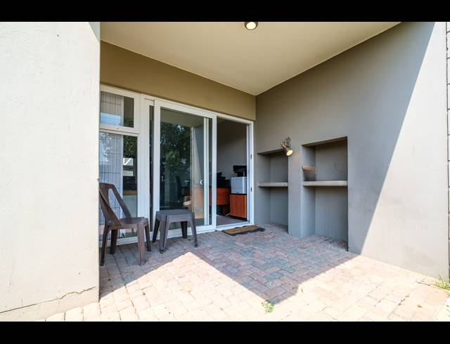 2 BEDROOM APARTMENT FOR SALE IN NORTHGATE
